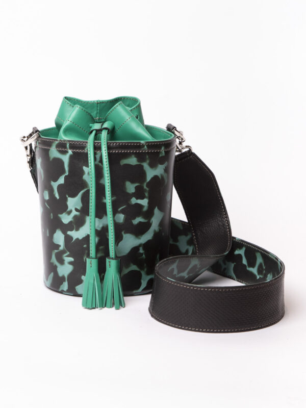 merulana<span> - </span>nero e verde stampato